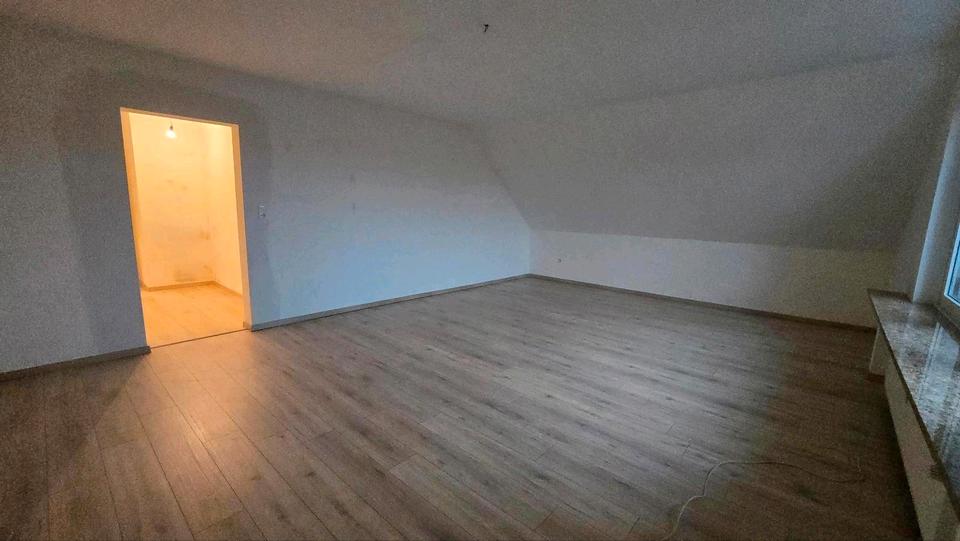Etagenwohnung Bünde - 2 Zimmer, 91 m&sup2;, 900&euro; | Angebot:26415546