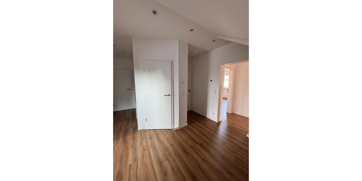 Dachgeschoßwohnung Gütersloh Kattenstroth - 3.5 Zimmer, 120 m&sup2;, 1.150&euro; | Angebot:25417009