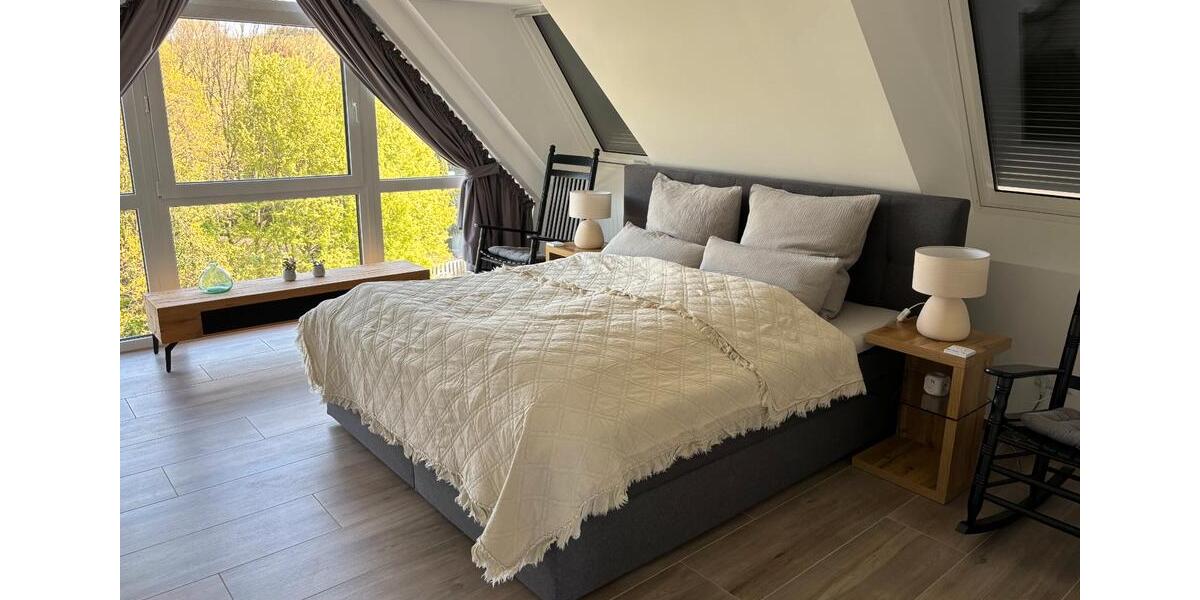 Etagenwohnung Bad Salzuflen - 2 Zimmer, 79 m&sup2;, 2.200&euro; | Angebot:26235348