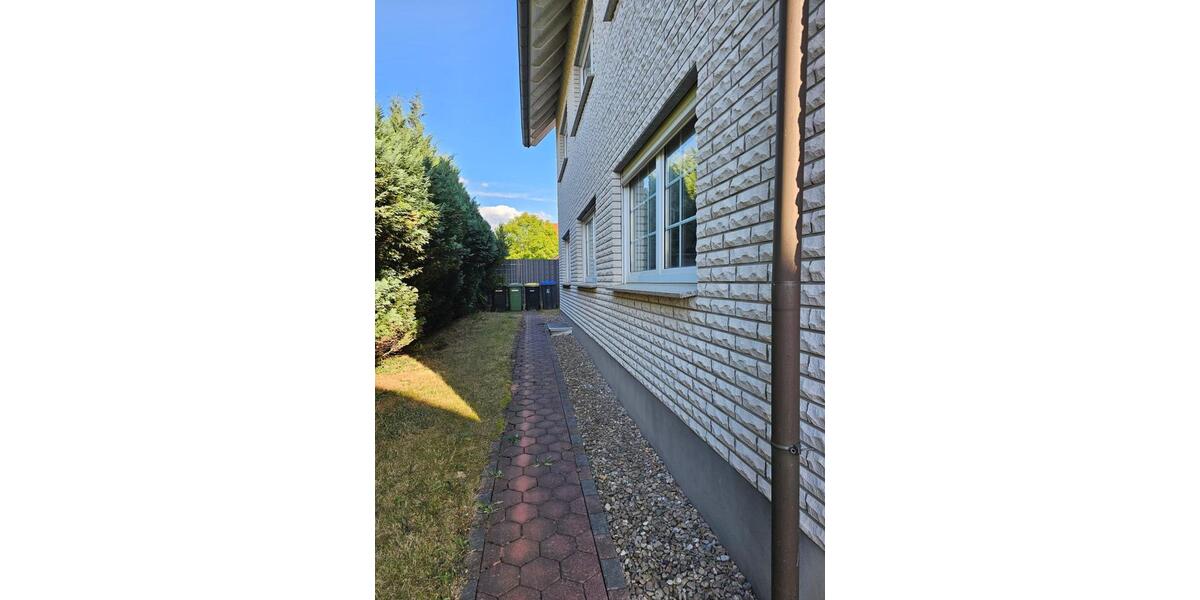 Etagenwohnung Detmold Hakedahl - 2 Zimmer, 70 m&sup2;, 650&euro; | Angebot:24846424