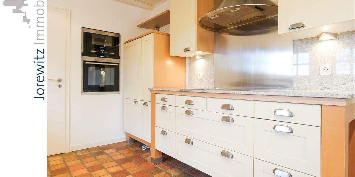 Bauernhaus, Landhaus Bielefeld Schildesche - 7 Zimmer, 202 m&sup2;, 1.998&euro; | Angebot:25669164