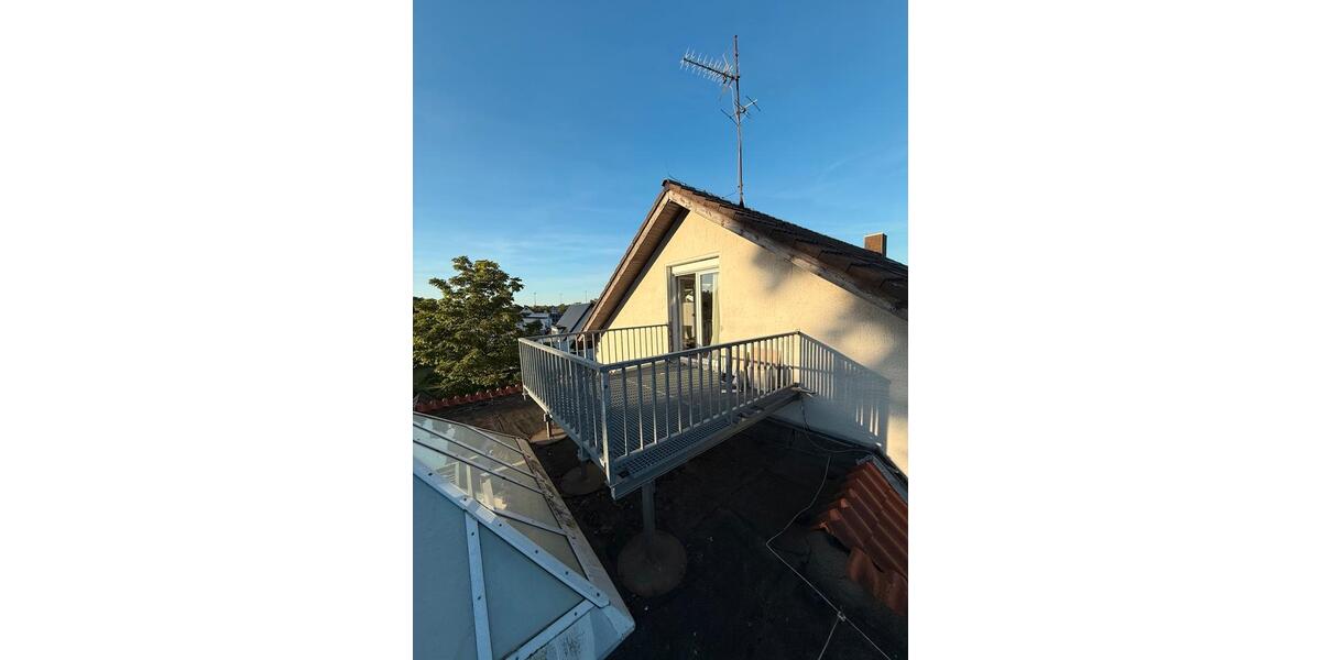 Dachgeschoßwohnung Detmold Hakedahl - 3 Zimmer, 80 m&sup2;, 790&euro; | Angebot:26415647