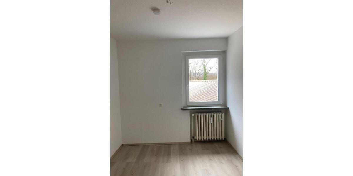 Etagenwohnung Vlotho - 3 Zimmer, 92 m&sup2;, 610&euro; | Angebot:25547516