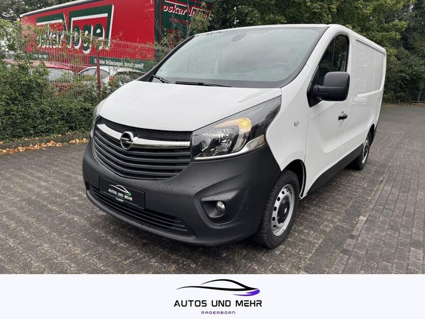 Opel Vivaro 100.000 km 11.499 € Paderborn 33100