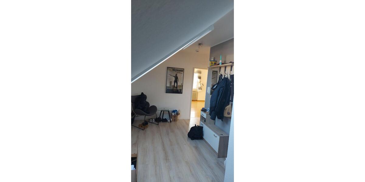 Dachgeschoßwohnung Gütersloh Kattenstroth - 2.5 Zimmer, 70 m&sup2;, 560&euro; | Angebot:26123590