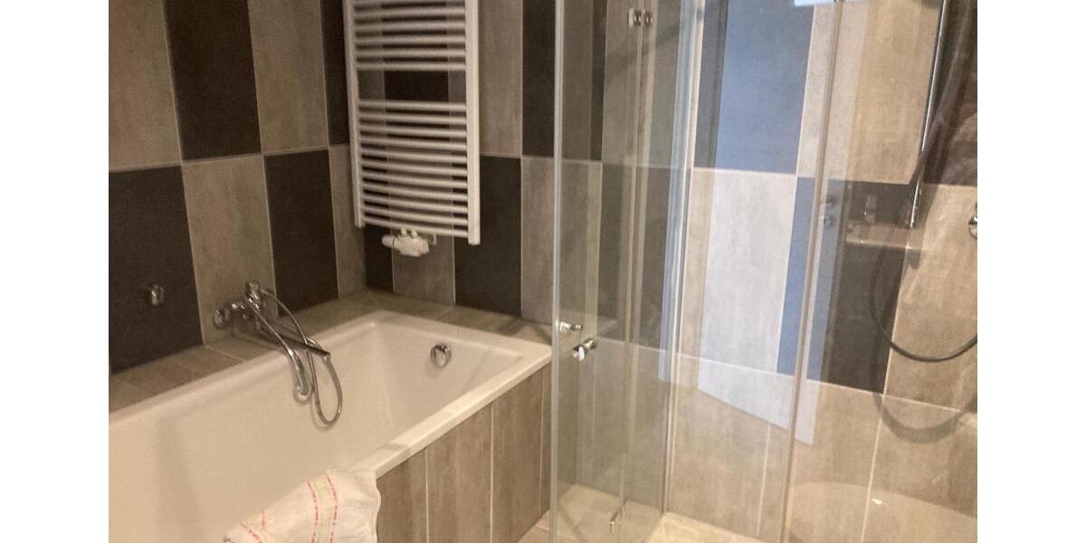 Einfamilienhaus Halle - 7 Zimmer, 157 m&sup2;, 419.000&euro; | Angebot:27167038