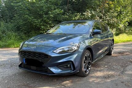 Ford Focus 34.000 km 18.500 &euro; Versmold 33775