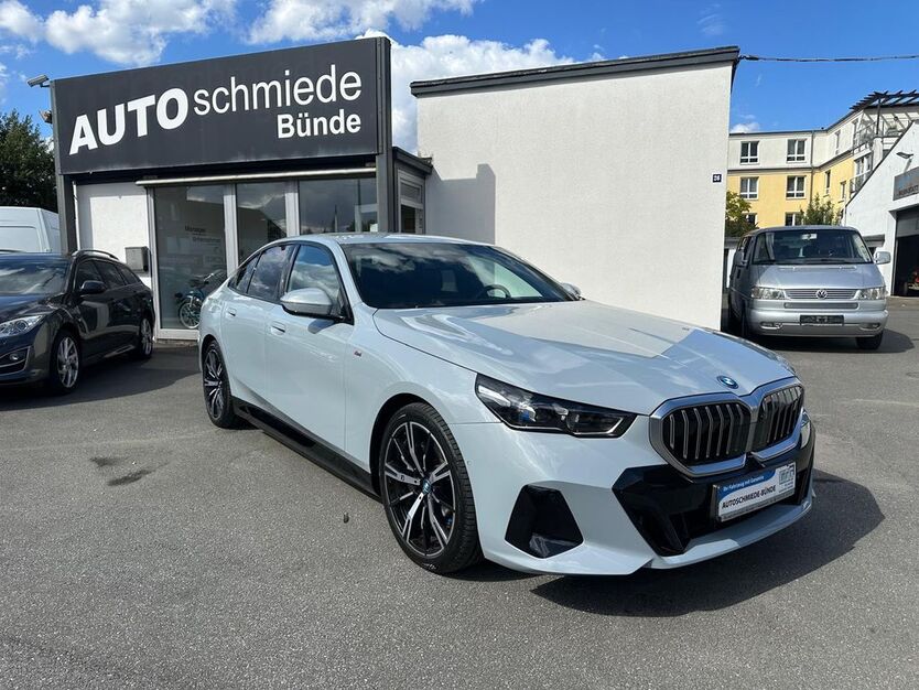 BMW i5 48.200 km 49.900 € Bünde 32257