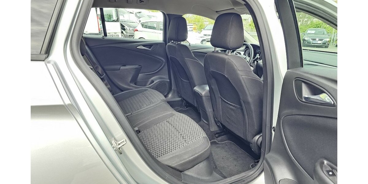 Opel Astra Sports Tourer NAVI AUS 2.HAND PDC 210.120 km 5.490 &euro; Löhne 32584