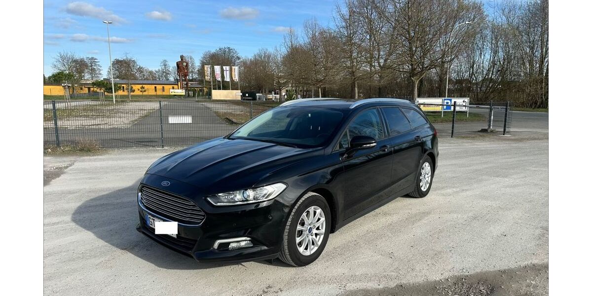 Ford Mondeo 212.000 km 9.000 &euro; Rietberg 33397