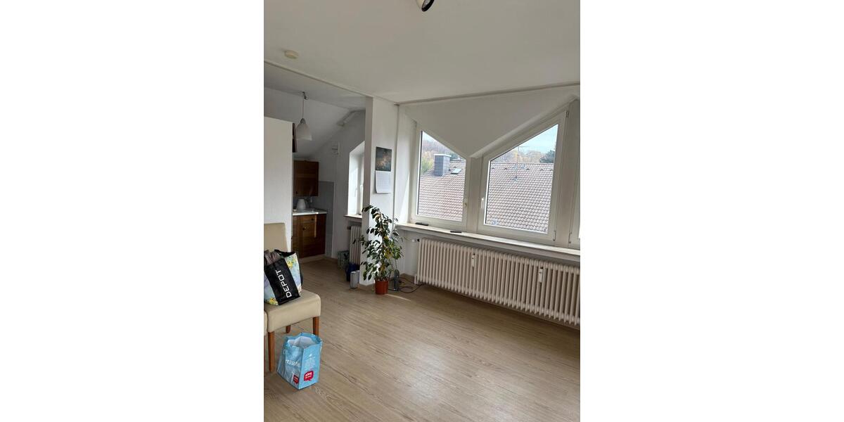 Dachgeschoßwohnung Bielefeld Schildesche - 1 Zimmer, 35 m&sup2;, 350&euro; | Angebot:26412874