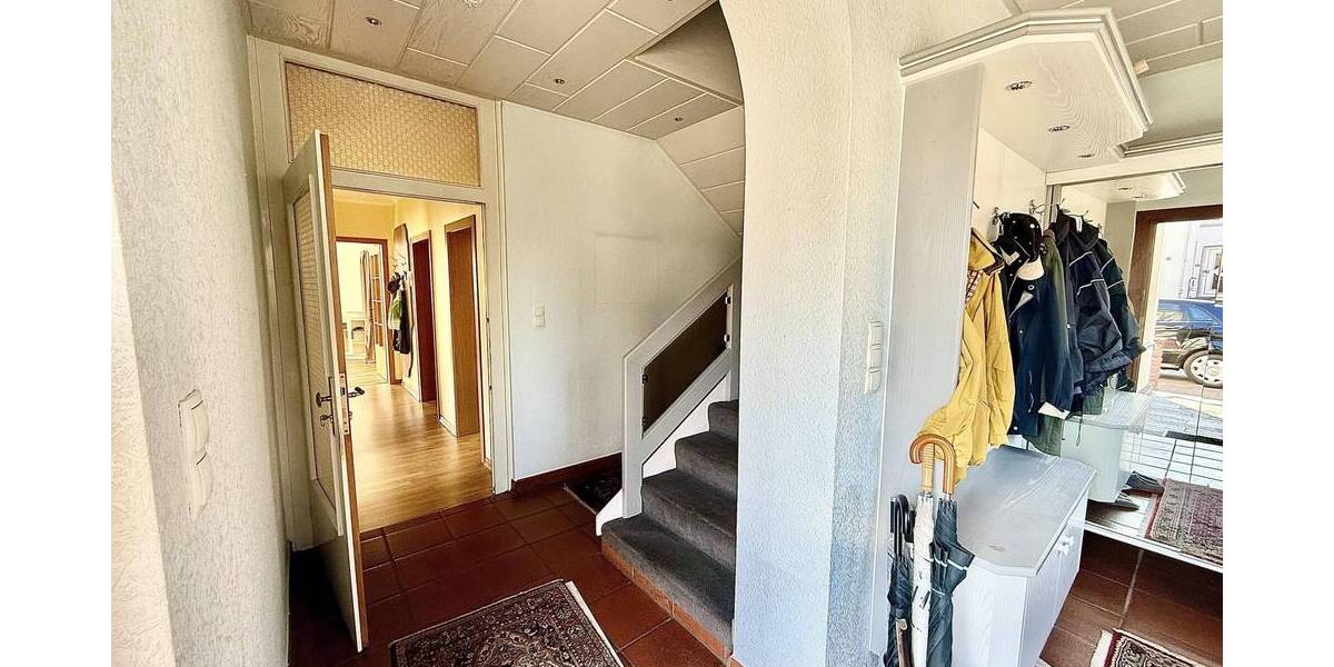 Mehrfamilienhaus, Wohnhaus Bad Oeynhausen Rehme - 8 Zimmer, 220 m&sup2;, 339.000&euro; | Angebot:25743796