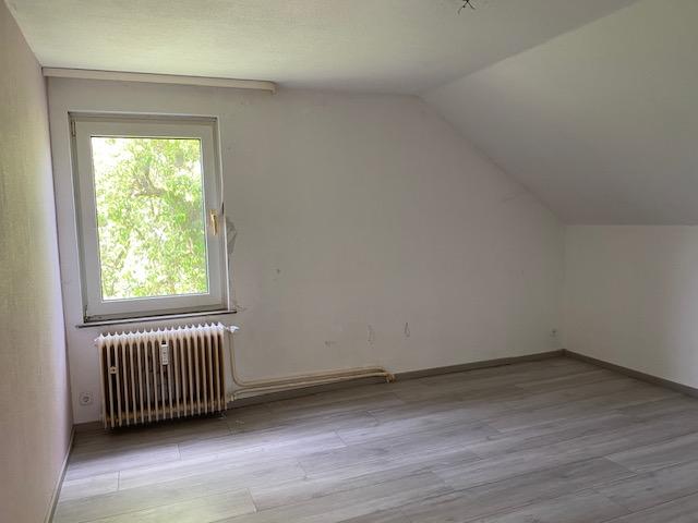 Dachgeschoßwohnung Detmold Hiddesen - 3.5 Zimmer, 62 m&sup2;, 520&euro; | Angebot:26335327