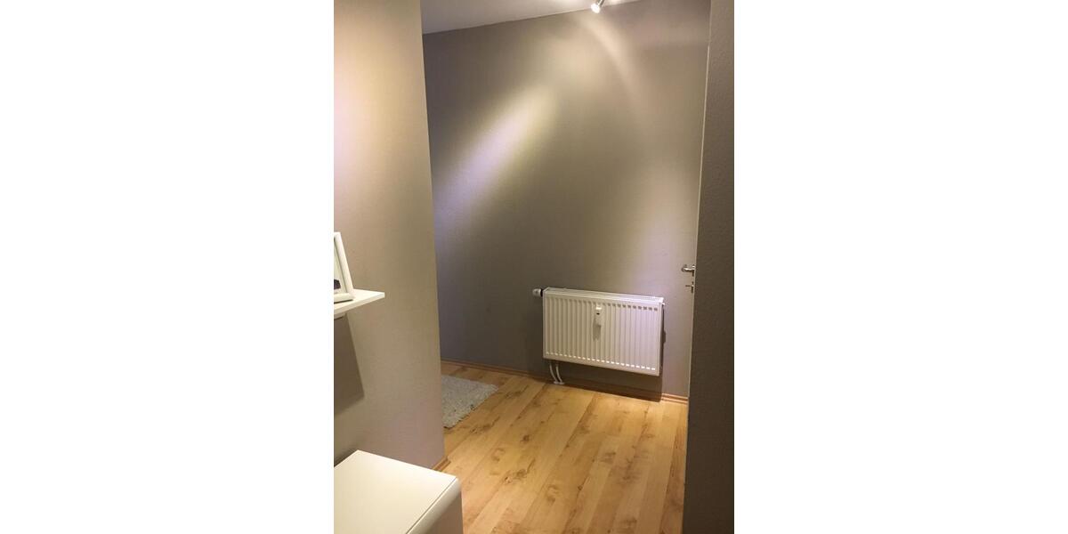 Einfamilienhaus Lage - 2.5 Zimmer, 85 m&sup2;, 189.000&euro; | Angebot:26965494