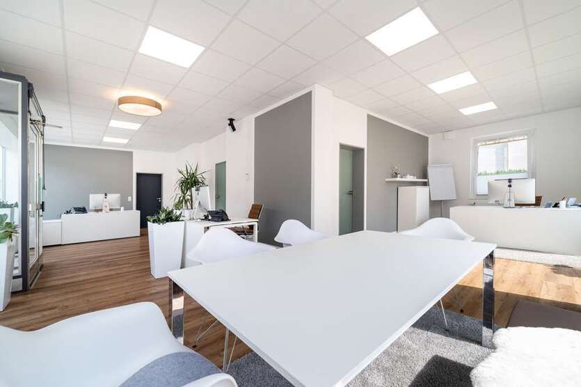 Einzelhandel in Bielefeld 1.720 € 172 m²
