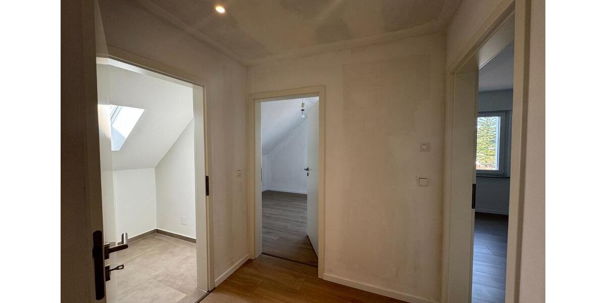 Dachgeschoßwohnung Gütersloh Avenwedde - 3.5 Zimmer, 78 m&sup2;, 780&euro; | Angebot:25384575