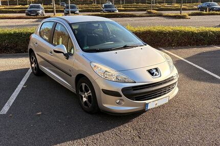 Peugeot 207 87.200 km 3.600 &euro; Bielefeld 33647