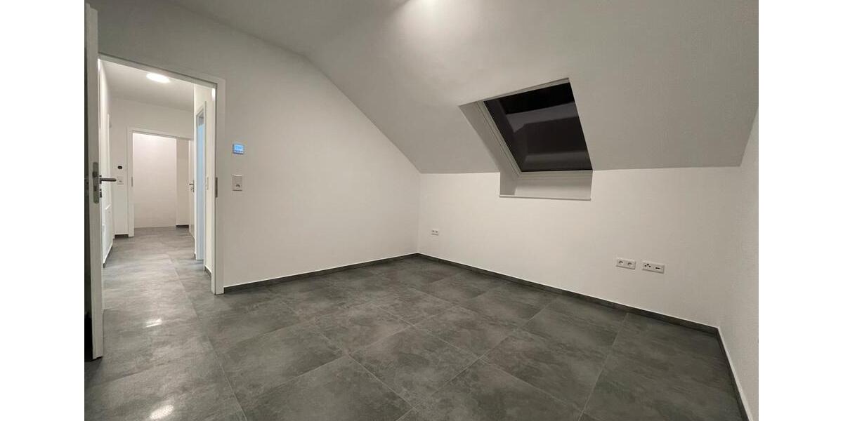 Etagenwohnung Bielefeld Sennestadt - 4 Zimmer, 95 m&sup2;, 1.000&euro; | Angebot:26393551