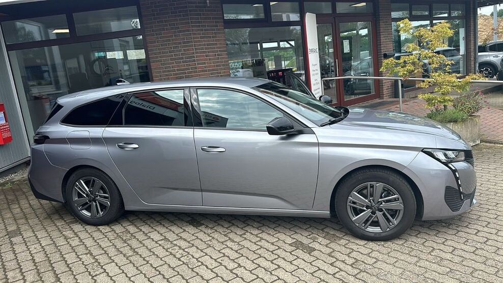 Peugeot 308 79.800 km 17.850 € Lemgo 32657