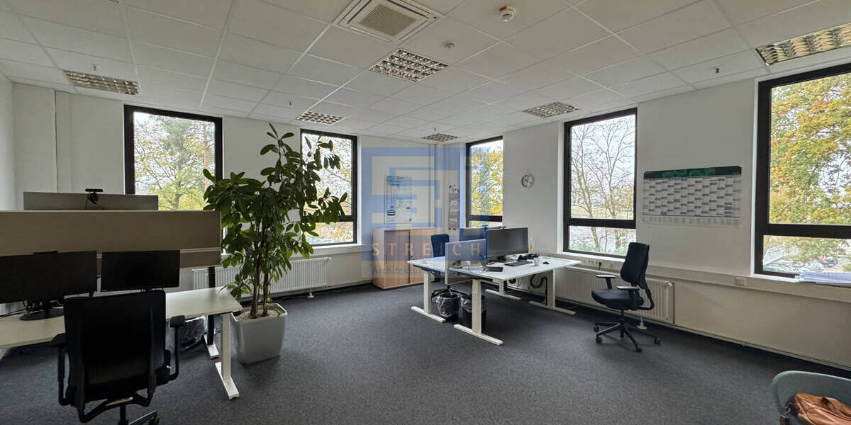 Gewerbeobjekt Bielefeld Sennestadt - 9 Zimmer, 810 m&sup2;, 6.885&euro; | Angebot:25669078