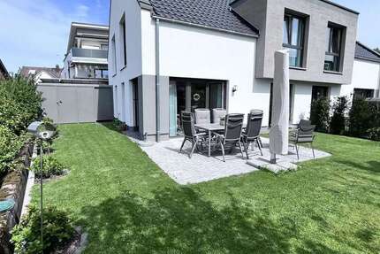 Haus Detmold Hiddesen - 4 Zimmer, 128 m&sup2;, 1.892&euro; | Angebot:25044233