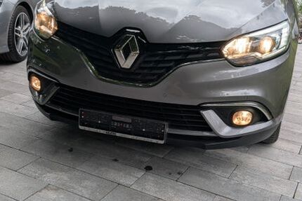 Renault Scenic 140.000 km 10.499 &euro; Hövelhof 33161