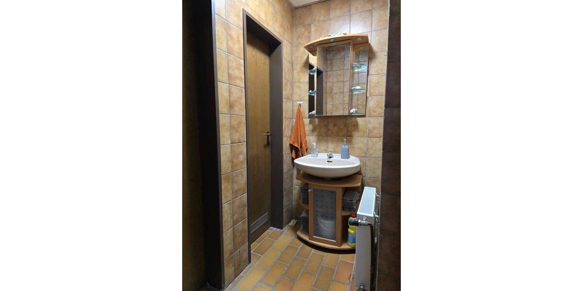 Gewerbeobjekt Spenge - 2 Zimmer, 140 m&sup2;, 98.000&euro; | Angebot:25745155