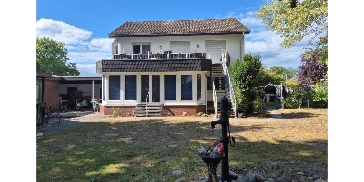 Mehrfamilienhaus, Wohnhaus Gütersloh Isselhorst - 9 Zimmer, 230 m&sup2;, 320.000&euro; | Angebot:24978040