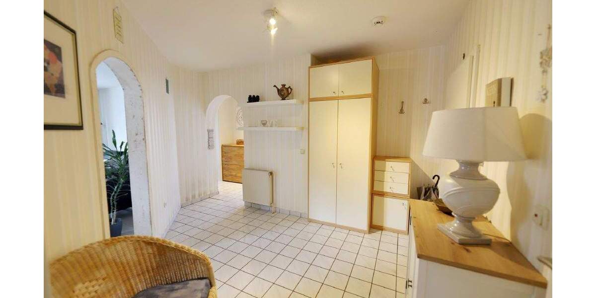 Etagenwohnung Lage Waddenhausen - 3 Zimmer, 85 m&sup2;, 160.000&euro; | Angebot:25689544