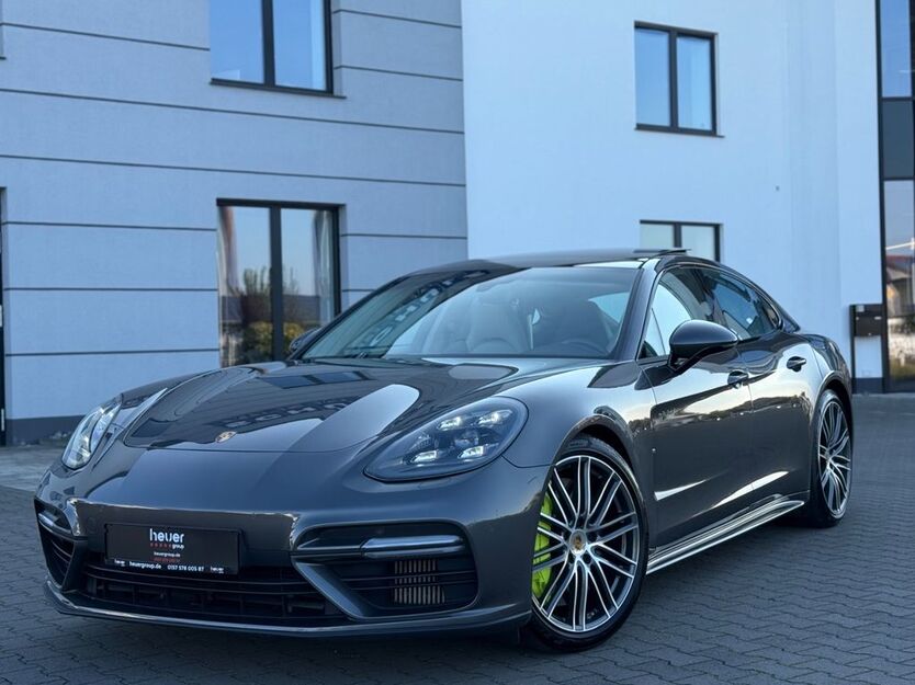 Porsche Panamera 85.000 km 82.900 € Lage 32791