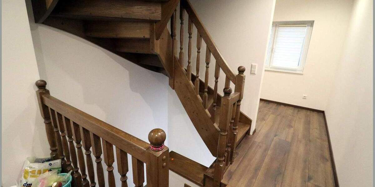 Einfamilienhaus Versmold - 6 Zimmer, 172 m&sup2;, 600.000&euro; | Angebot:25690018