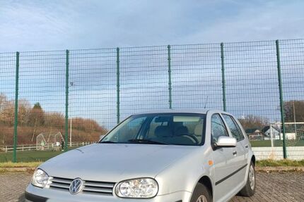 VW Golf 176.000 km 1.500 &euro; Leopoldshöhe 33818