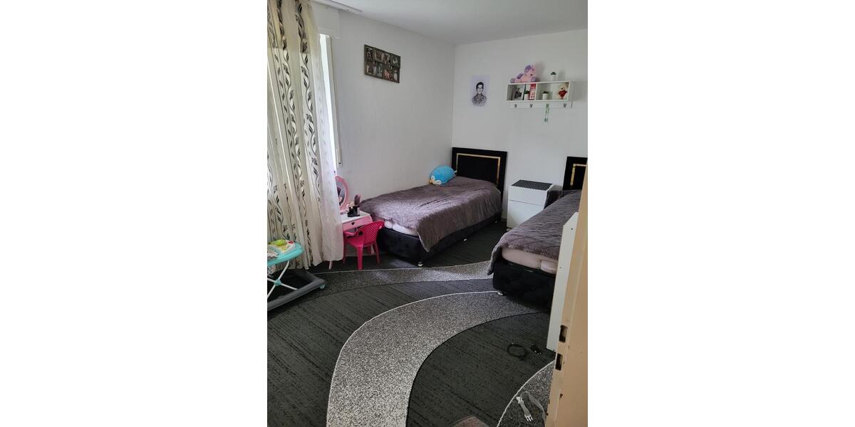 Erdgeschoßwohnung Gütersloh - 3 Zimmer, 77 m&sup2;, 650&euro; | Angebot:25551554