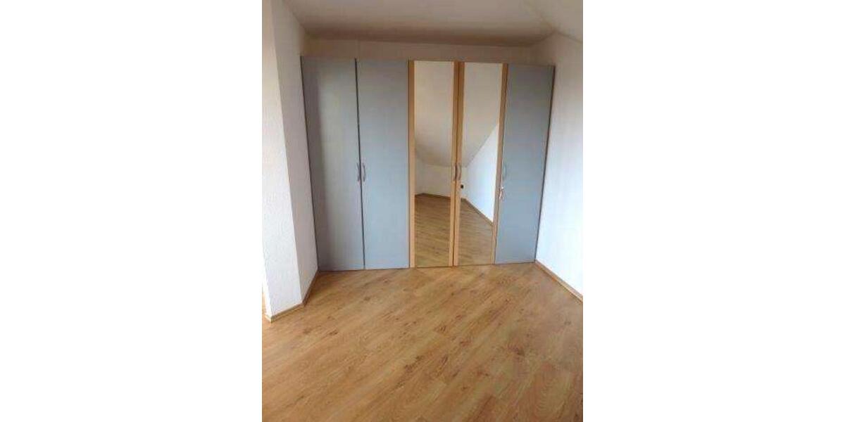Dachgeschoßwohnung Bielefeld Stieghorst - 1.5 Zimmer, 48 m&sup2;, 480&euro; | Angebot:25723634