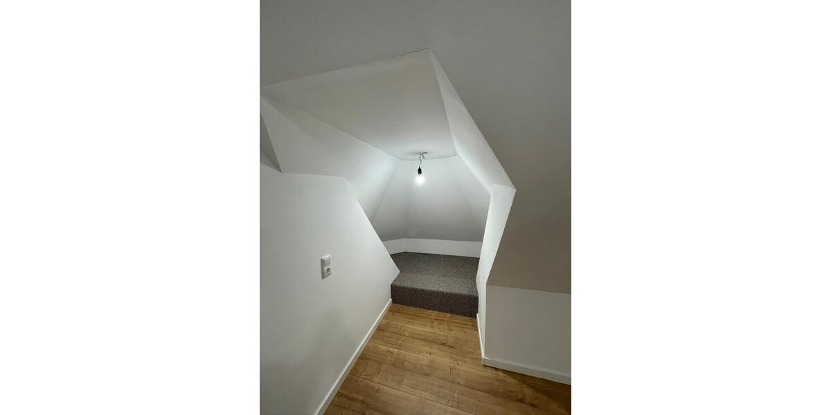 Maisonettenwohnung Löhne - 4 Zimmer, 105 m&sup2;, 1.050&euro; | Angebot:25714505