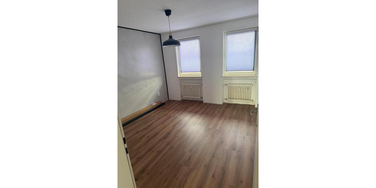 Dachgeschoßwohnung Bad Oeynhausen Rehme - 2 Zimmer, 50 m&sup2;, 700&euro; | Angebot:26411539