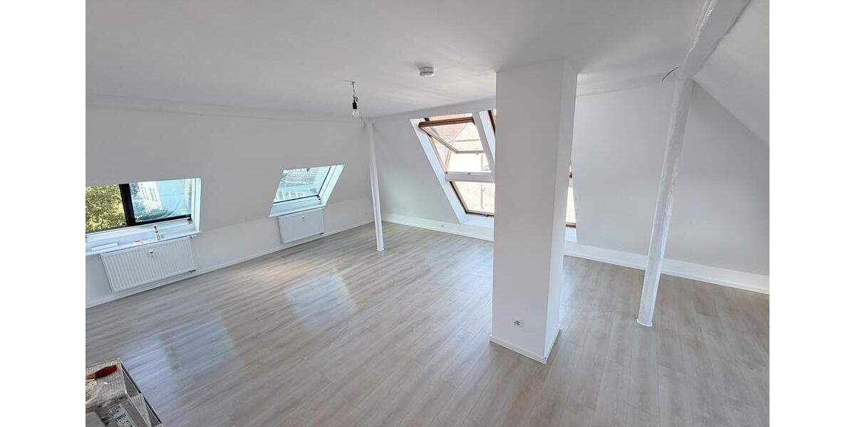 Dachgeschoßwohnung Bielefeld Gadderbaum - 2 Zimmer, 87 m&sup2;, 850&euro; | Angebot:26038758