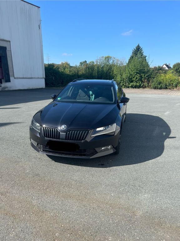Skoda Superb 192.000 km 18.750 € Leopoldshöhe 33818