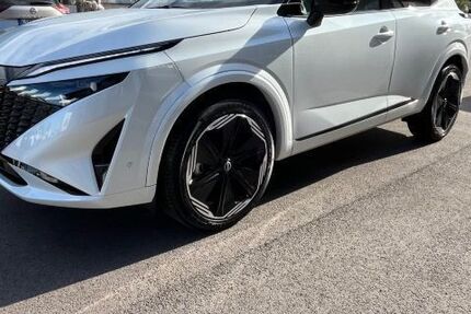 Nissan Qashqai 1.900 km 41.480 € Lage 32791