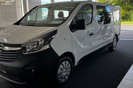 Opel Vivaro 92.460 km 16.900 &euro; Bad Salzuflen 32107