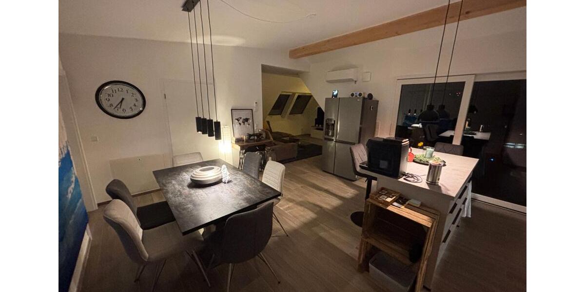 Etagenwohnung Bad Salzuflen - 2 Zimmer, 79 m&sup2;, 2.200&euro; | Angebot:26235348