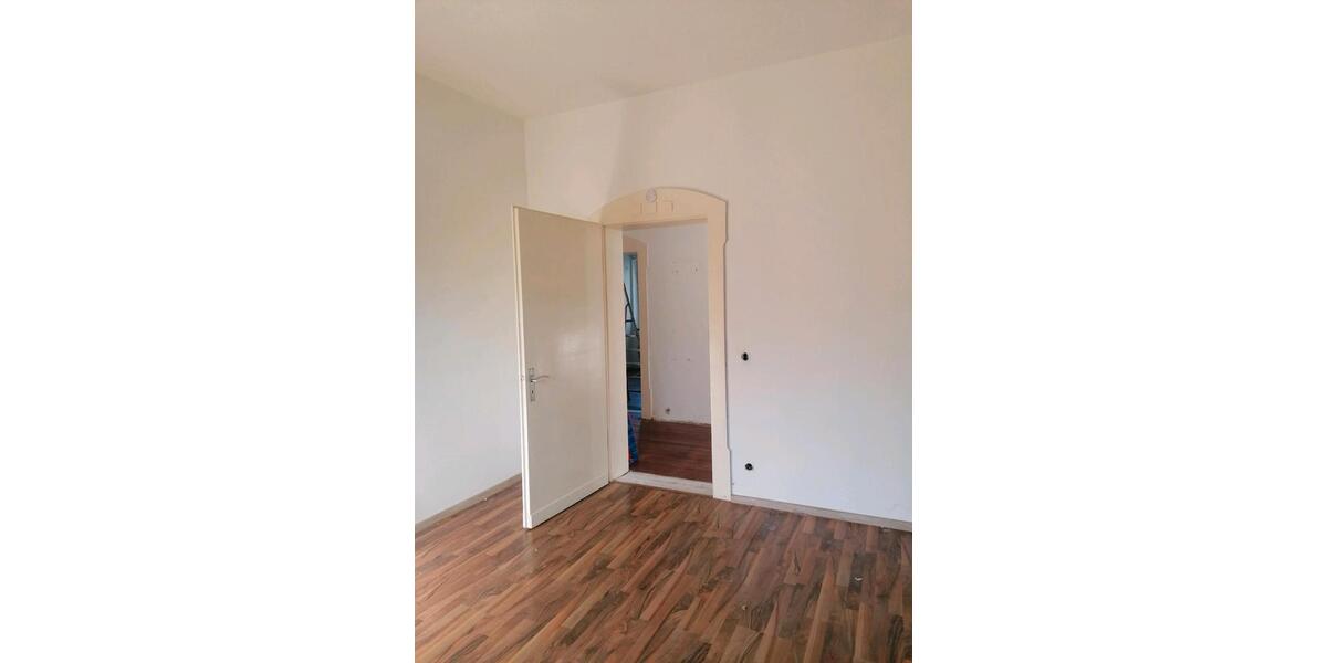 Erdgeschoßwohnung Löhne - 4 Zimmer, 86 m&sup2;, 902&euro; | Angebot:26400906