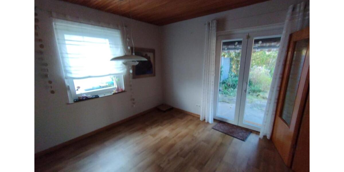 Einfamilienhaus Detmold Hakedahl - 5 Zimmer, 100 m&sup2;, 249.850&euro; | Angebot:27096819