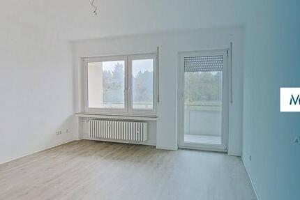 **GROßER BALKON - Helle 2-Zimmer-Wohnung in Ummeln** 2 zimmer