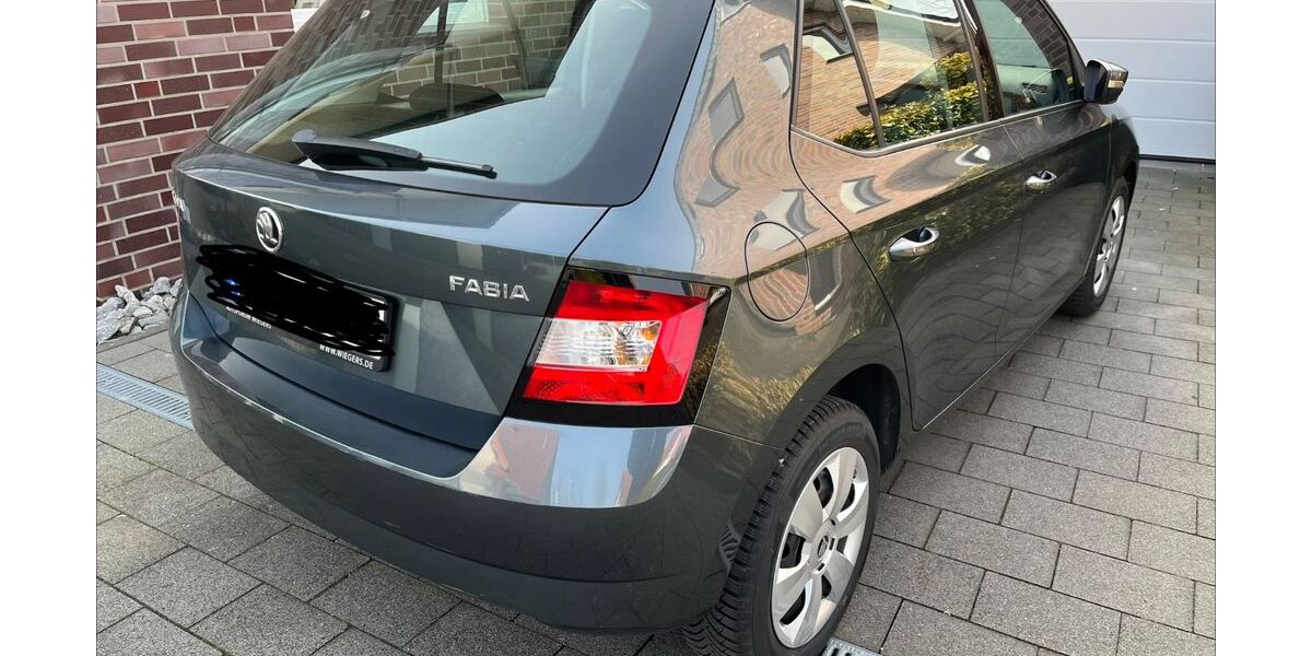 Skoda Fabia 24.000 km 9.000 &euro; Schloß Holte-Stukenbrock 33758