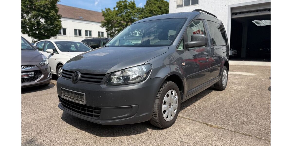 VW Caddy 243.000 km 3.990 &euro; Lage 32791