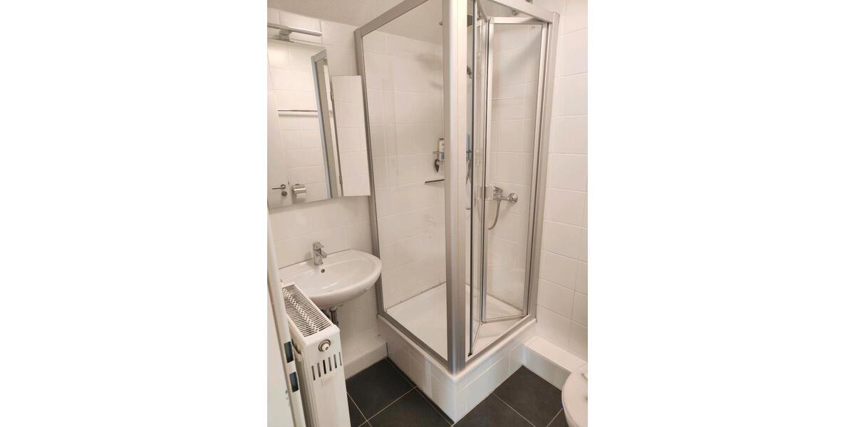 Dachgeschoßwohnung Bielefeld Schildesche - 3 Zimmer, 76 m&sup2;, 233.000&euro; | Angebot:27406461