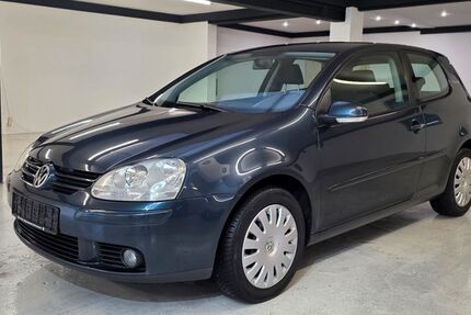 VW Golf 141.578 km 3.999 € Versmold 33775
