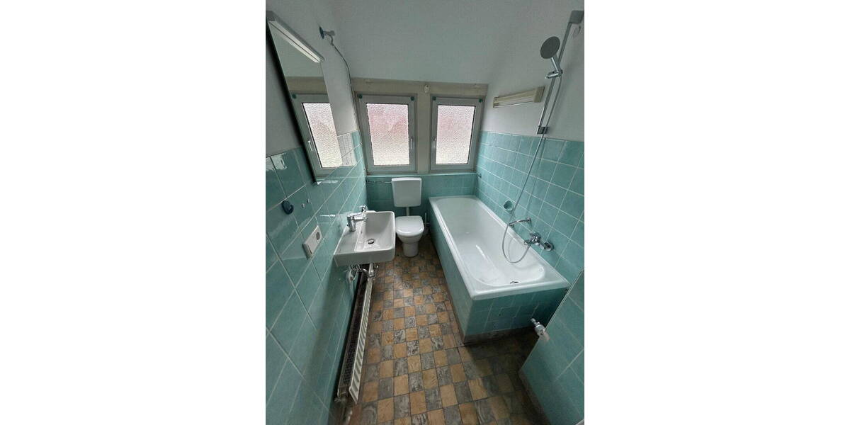 Etagenwohnung Herford Innenstadt - 2 Zimmer, 69 m&sup2;, 695&euro; | Angebot:26117610