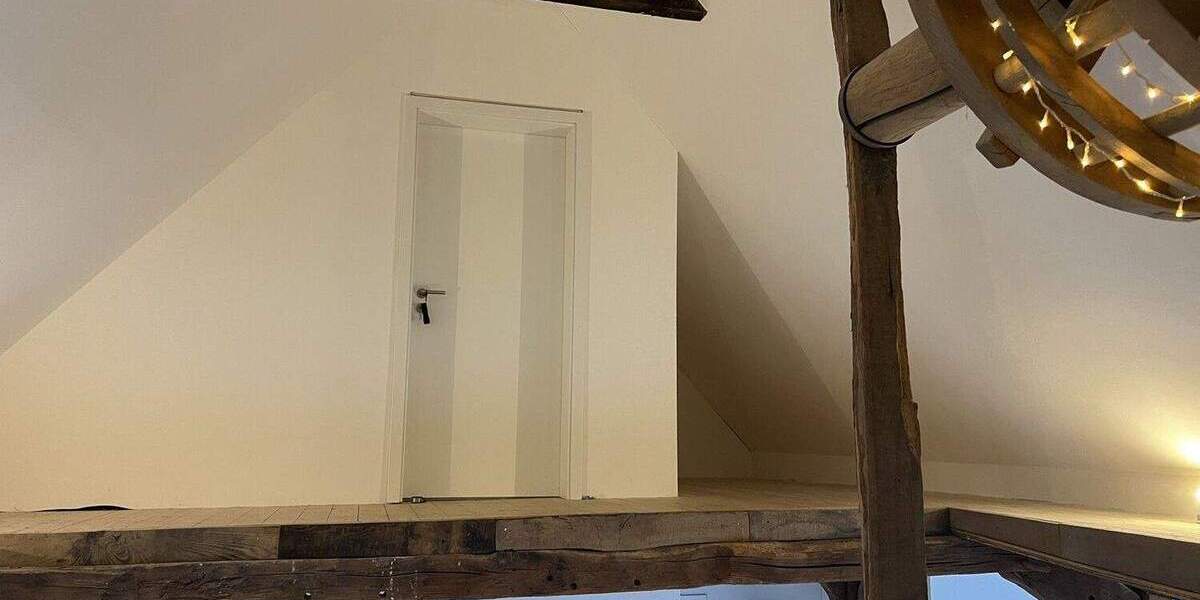 Zentrale und schicke Altbauwohnung | ca. 95 m² | 2 ZKB | Halle (Westf.) 2 zimmer